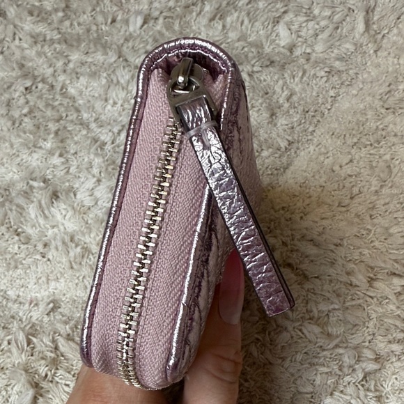 Tory Burch Pink Metallic Small Kira Moto Quilted Zip Around Wallet - Picture 2 of 11